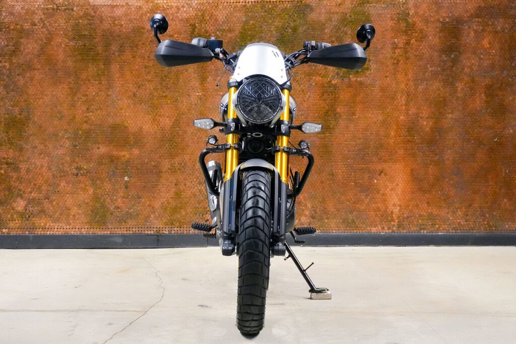 2024 TRIUMPH SCRAMBLER 400X