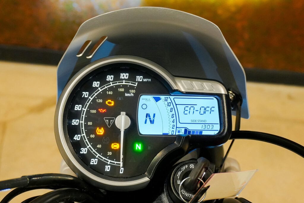 2024 TRIUMPH SCRAMBLER 400X