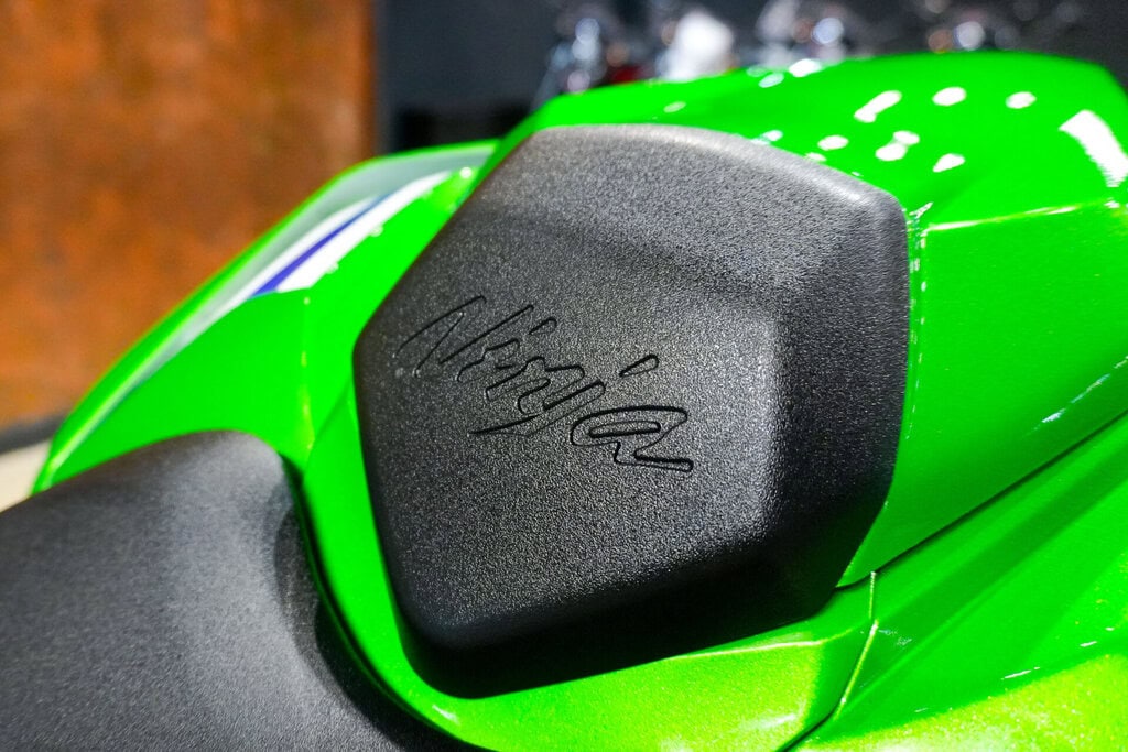 2025 KAWASAKI NINJA ZX-10R