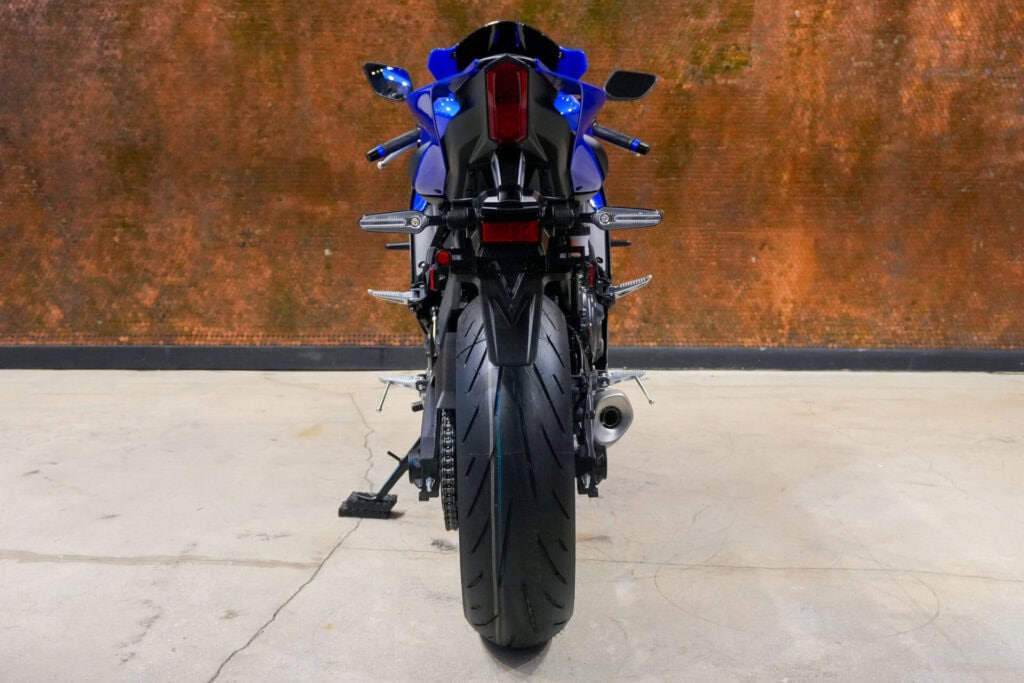 2024 YAMAHA R7