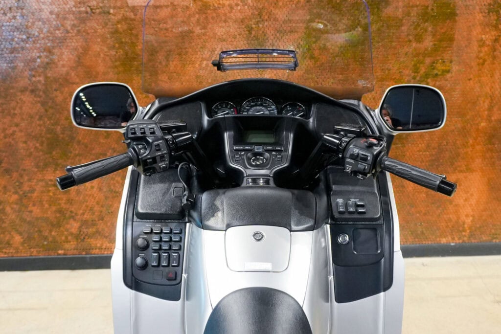 2016 HONDA GOLDWING GL1800 AUDIO CONFORT