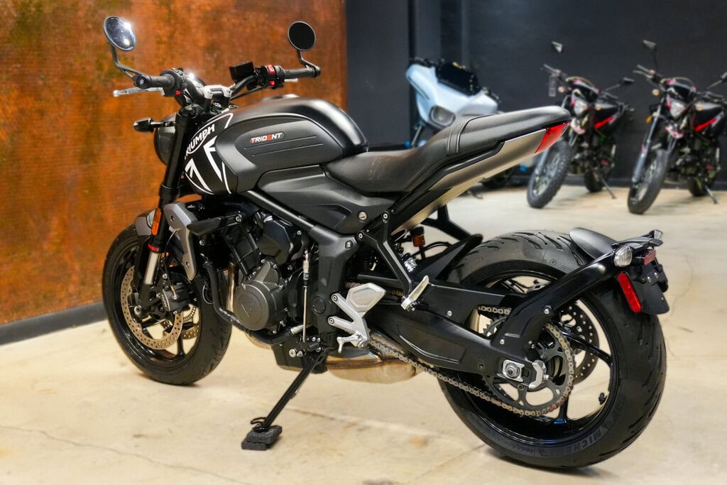 2022 TRIUMPH TRIDENT 660