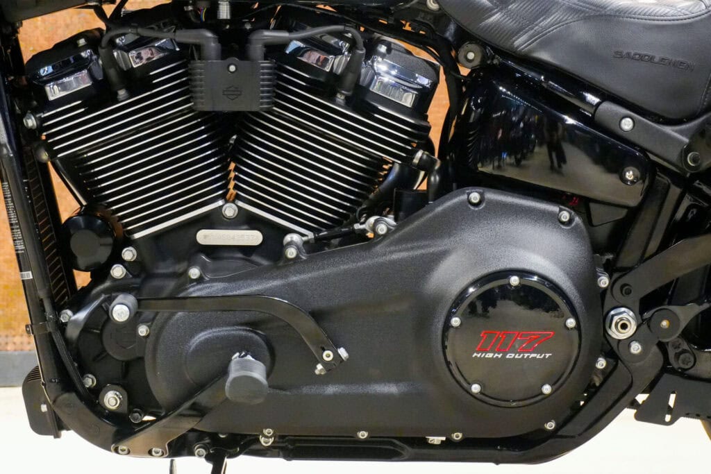 2025 HARLEY DAVIDSON LOW RIDER