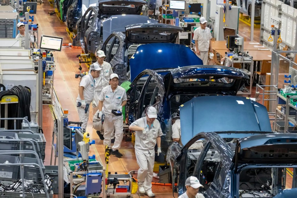 Electric car production in China