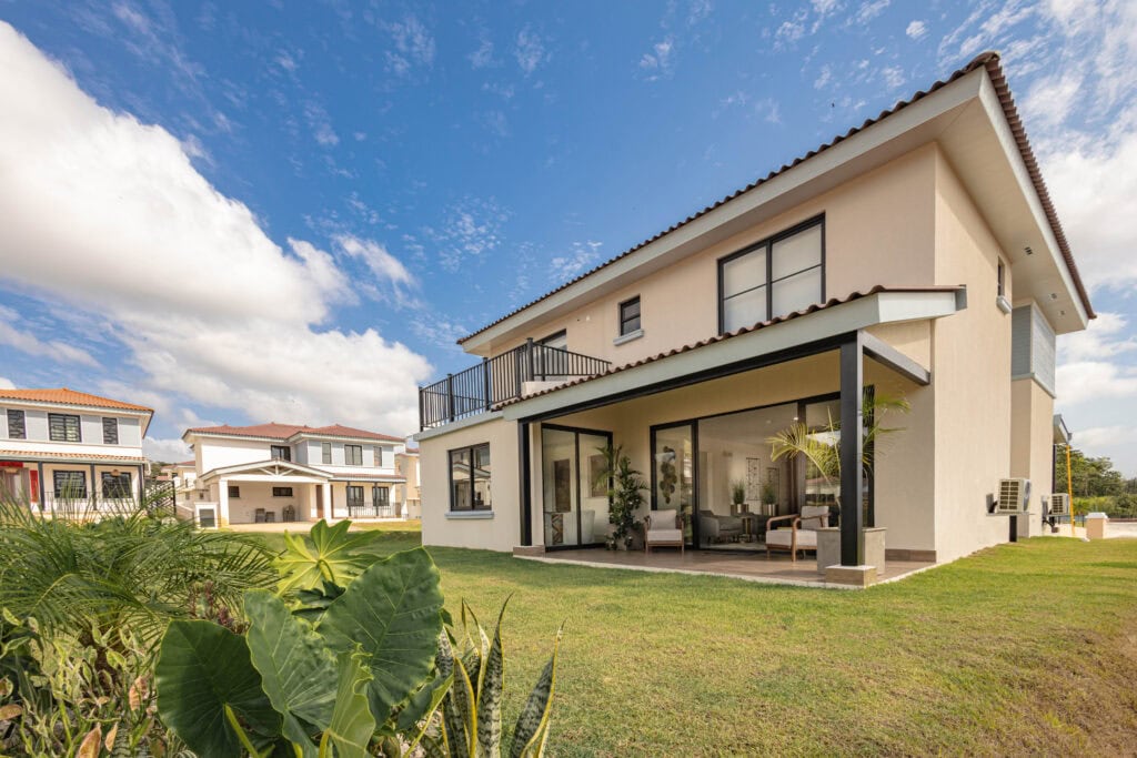 Modelo Lilia, Patio trasero