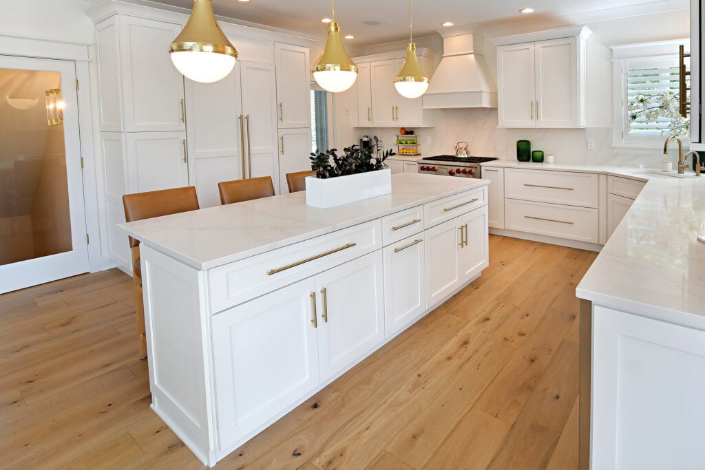 2025 Kitchen Island Trend