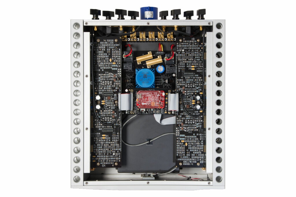 The level of high end manufacturing and incredible craftsmanship is simply unsurpassed when comparing any products to Boulder amps.