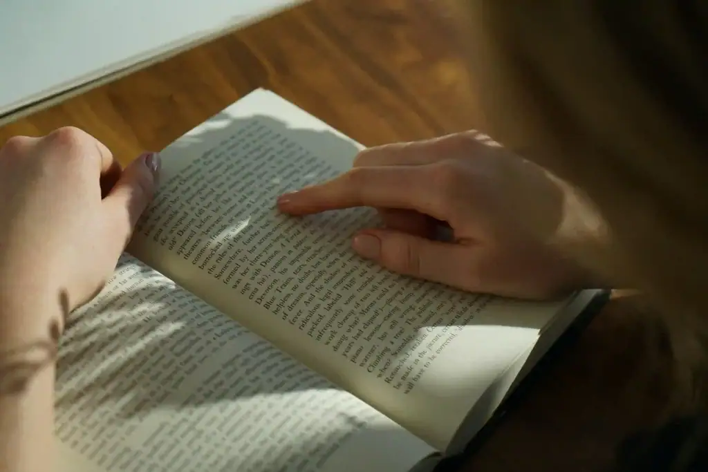 nyaman membaca buku ketika tidak ada kesalahan grammar