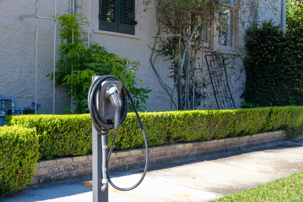 chargepoint_homeflex_washington_home_ev