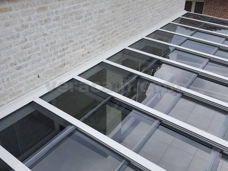 Teras Kapatma Sistemleri 5 Açılır cam tavan sistemi ile geniş açıklıklı villa terası kapatma uygulaması