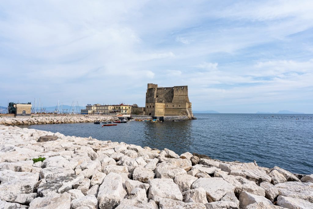Eierfestung Castel dell Ovo.