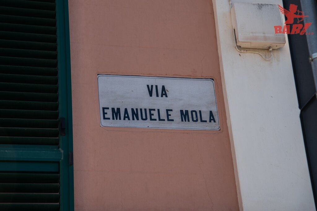 via mola1