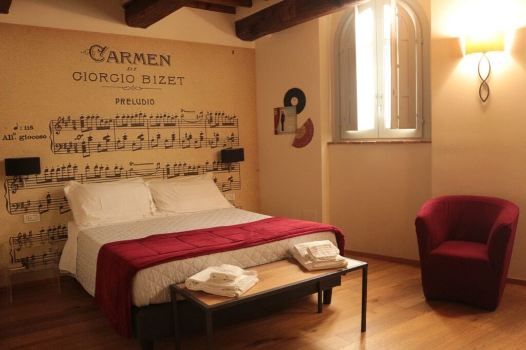 la camera dell'hotel a Paciano dove dormire vicino al lago trasimeno