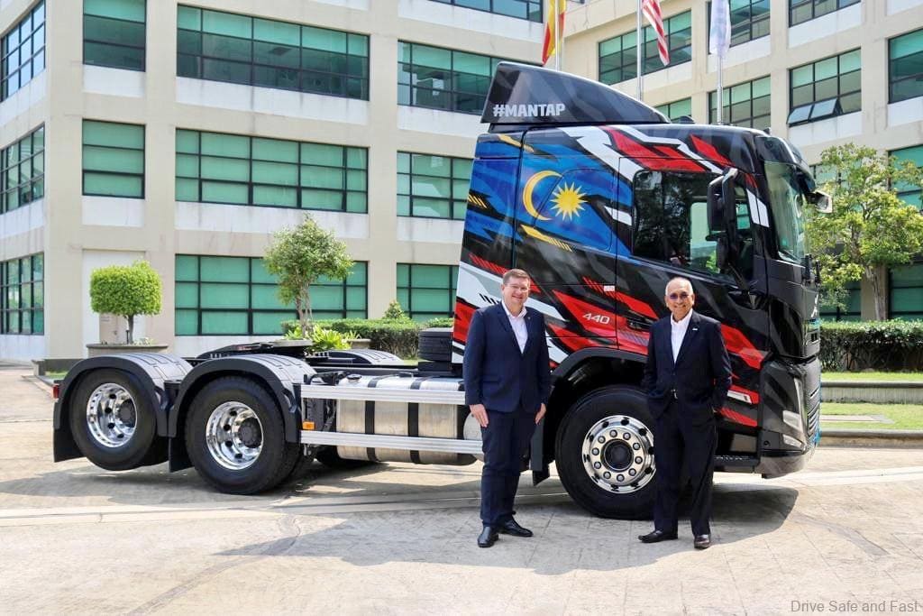 Volvo FMX 440 - our most robust - Volvo Trucks Malaysia