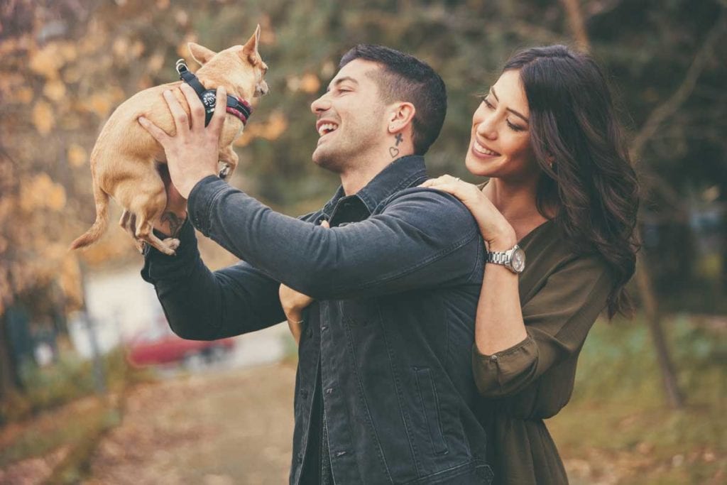 come posare per il servizio fotografico di coppia pose foto di coppia