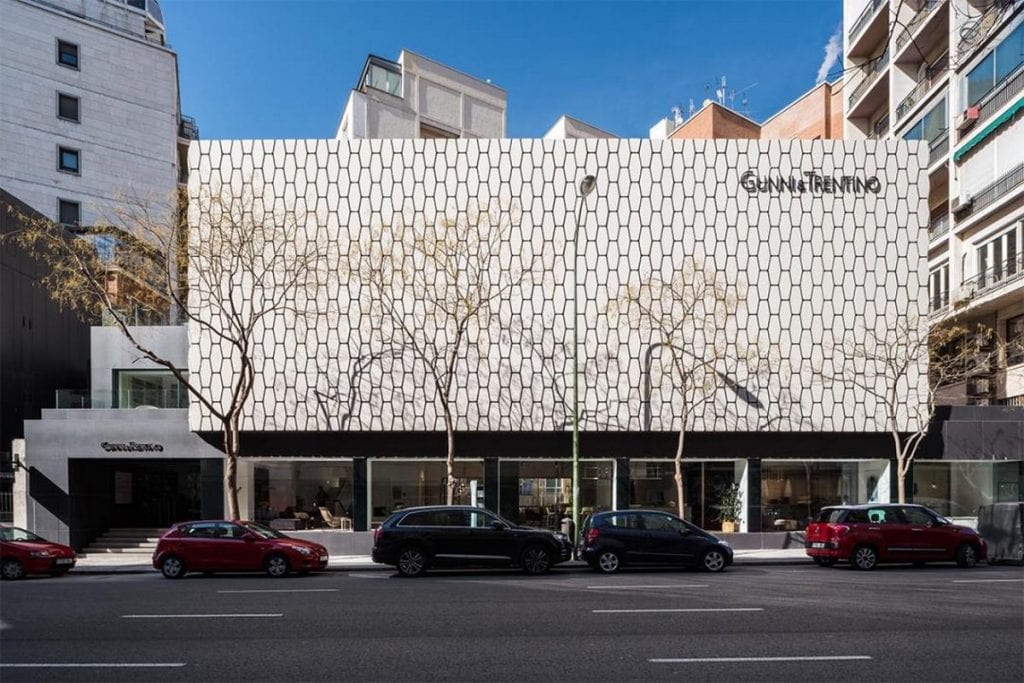 The-Best-Luxury-Showrooms-In-Madrid_5-1024x683 The-Best-Luxury-Showrooms-In-Madrid_5-1024x683 The Best Luxury Showrooms In Madrid_5 luxury showrooms in madrid The Best Luxury Showrooms In Madrid The Best Luxury Showrooms In Madrid 5 1024x683