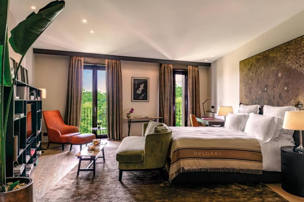 luxury hotels: where to stay in milan, italy Luxury Hotels: Where To Stay In Milan, Italy 3 2
