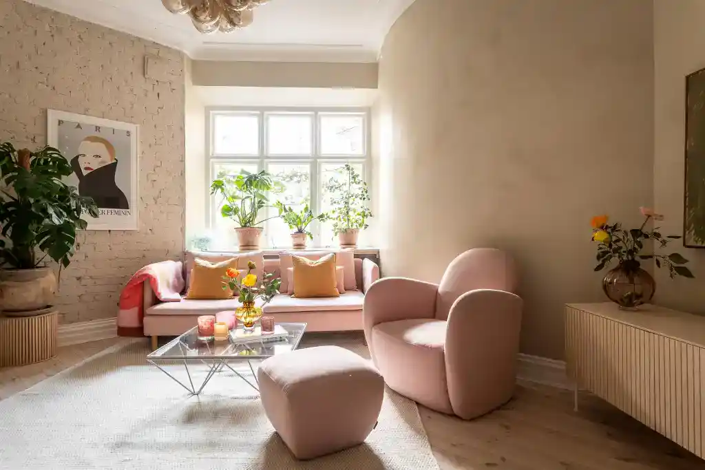 12-Pink-Sofa-Living-Room-Ideas-For-A-Warm-Yet-Bold-Effect_5 12-Pink-Sofa-Living-Room-Ideas-For-A-Warm-Yet-Bold-Effect_5 12 Pink Sofa Living Room Ideas For A Warm Yet Bold Effect_5 pink sofa living room 7 Pink Sofa Living Room Ideas For A Warm Yet Bold Effect 12 Pink Sofa Living Room Ideas For A Warm Yet Bold Effect 5