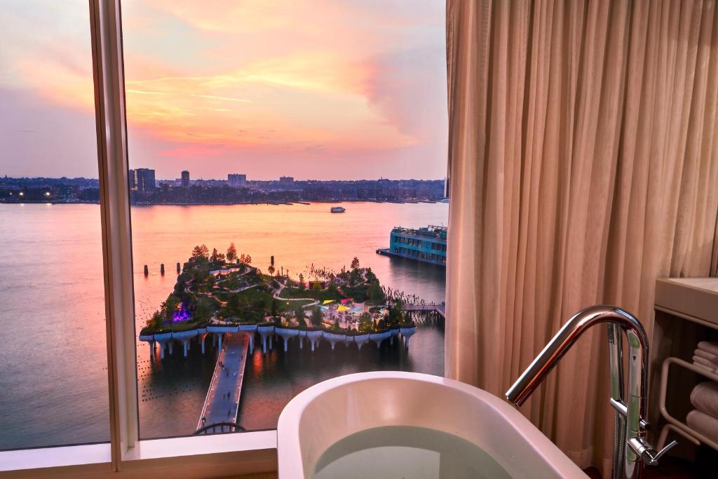 image image 10 Boutique Hotels NYC 10 boutique hotels nyc 10 Boutique Hotels in NYC for a Refined Urban Escape image
