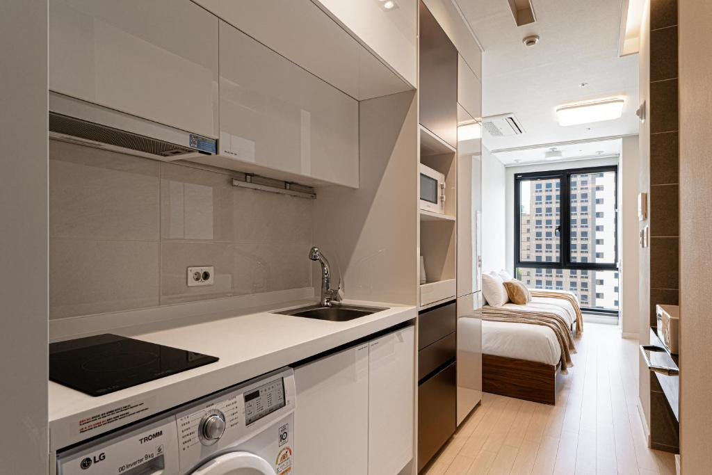 Urbanstay Seomyeon 2