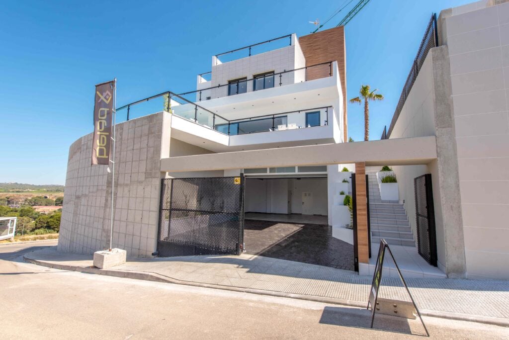 Belad luxury villas/ promotor inmobiliario en alicante