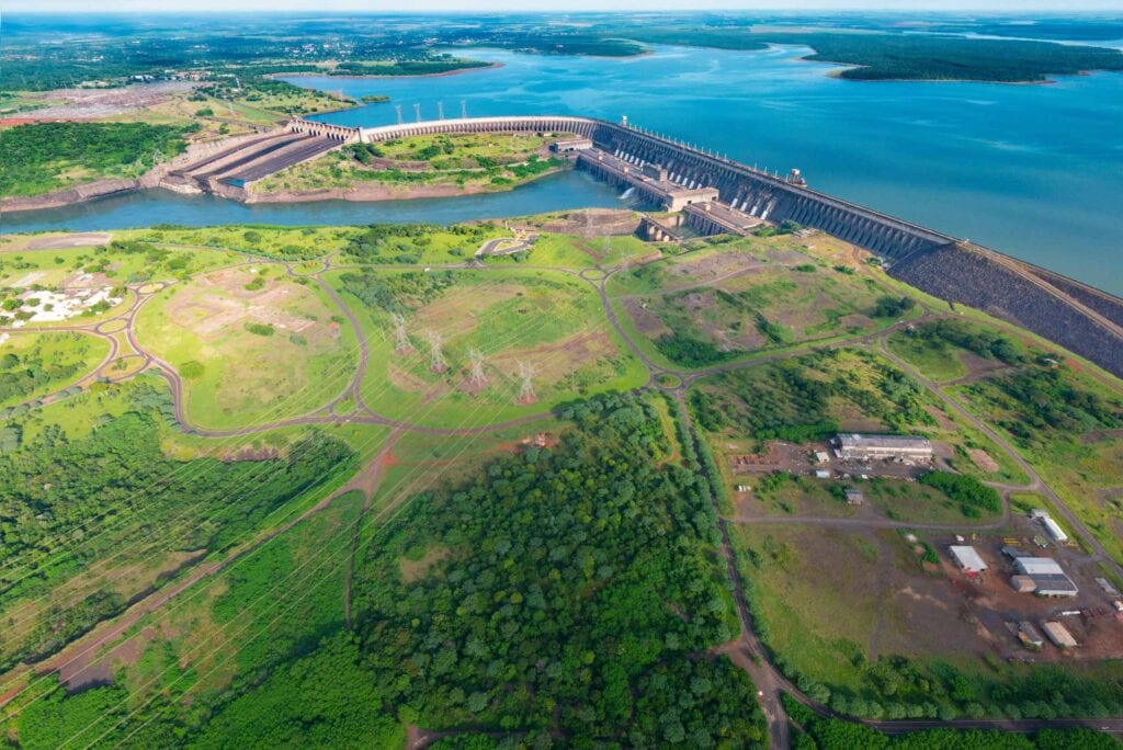 itaipu hydroelectric dam