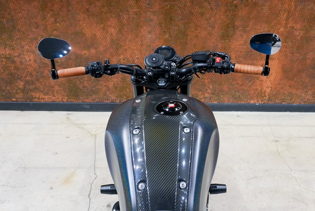 2017 YAMAHA XSR900 FIBER CARBON