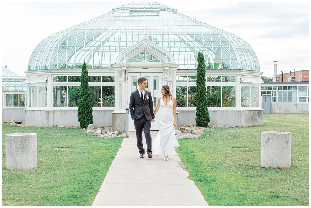 Tropical Greenhouse- Bride and Groom Portraits - Grey Loft Studio - Ottawa Wedding Photographer & Videographer -Light and Airy - Kanata, Westboro, Orleans - Luxury, Genuine, Affordable Photography.