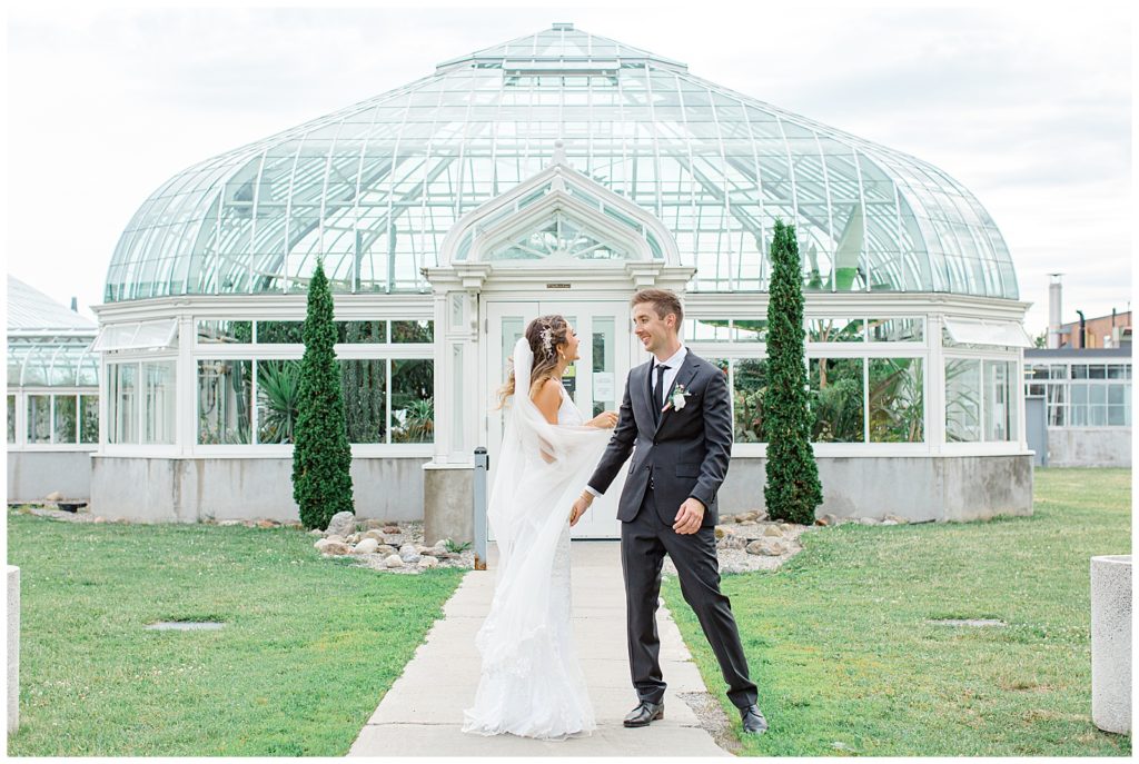 Tropical Greenhouse- Bride and Groom Portraits - Grey Loft Studio - Ottawa Wedding Photographer & Videographer -Light and Airy - Kanata, Westboro, Orleans - Luxury, Genuine, Affordable Photography.