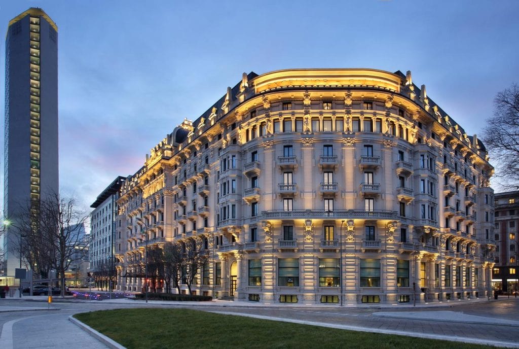 excelsior-hotel-gallia-luxury-collection-hotel_15972496881-1024x688 excelsior-hotel-gallia-luxury-collection-hotel_15972496881-1024x688 top 10 hotels in Milan top 10 hotels in milan Top 10 Hotels in Milan for an Unforgettable Luxury Experience excelsior hotel gallia luxury collection hotel 15972496881 1024x688