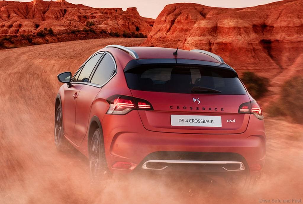 ds_4_crossback_terre_rouge_1