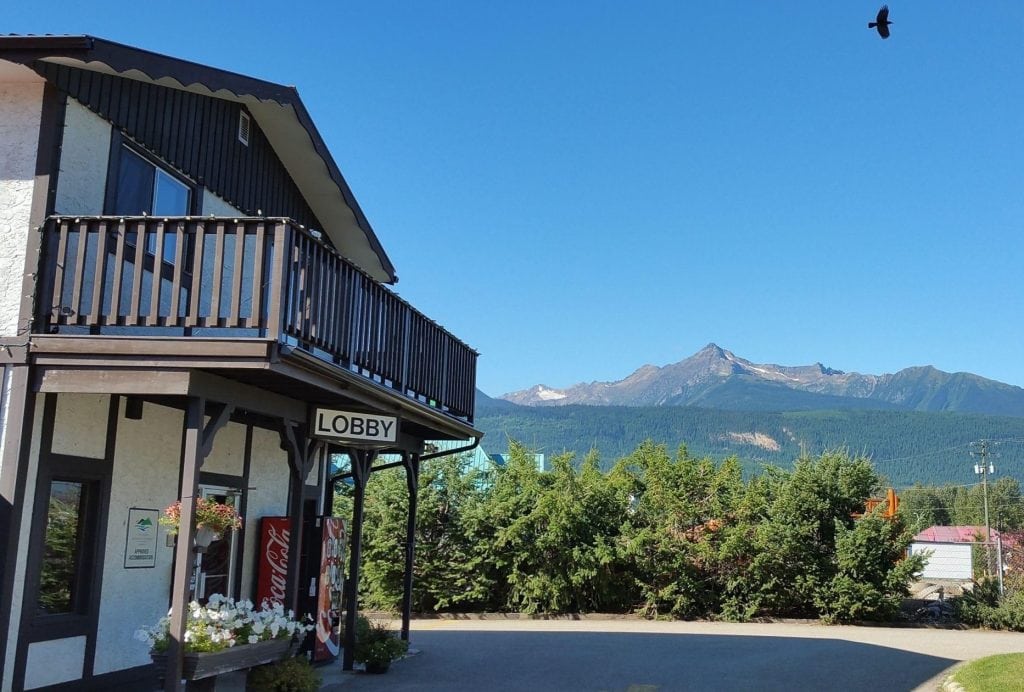 share sale vs asset sale — BC hospitality real estate transaction structure