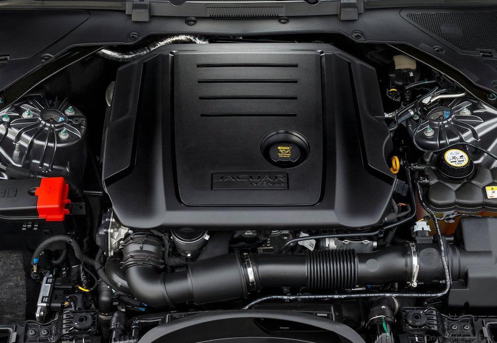 jaguar_xe_9