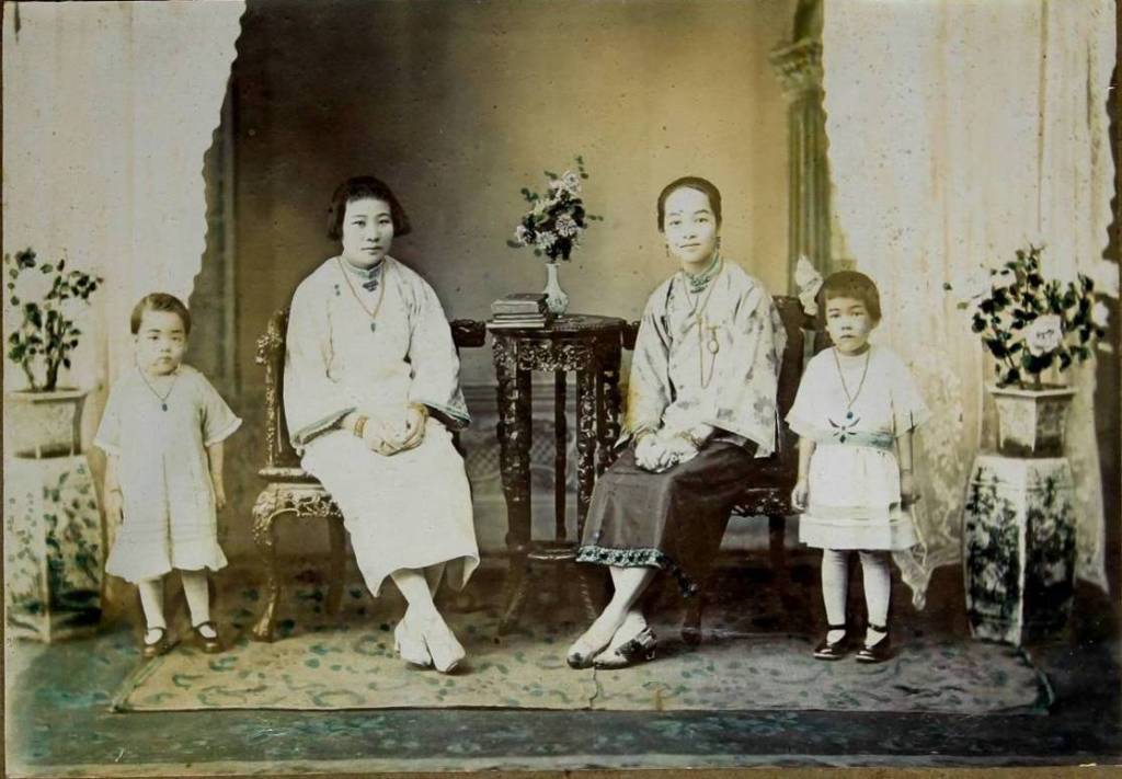 Beverly Sunn family