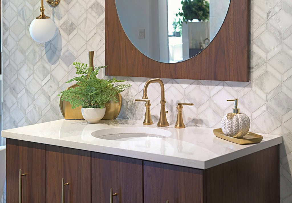 MID CENTURY CAMBRIA QUARTZ COUNTER TOP