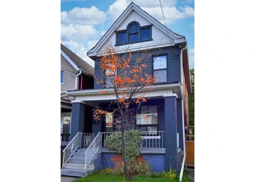 56 KINRADE Avenue