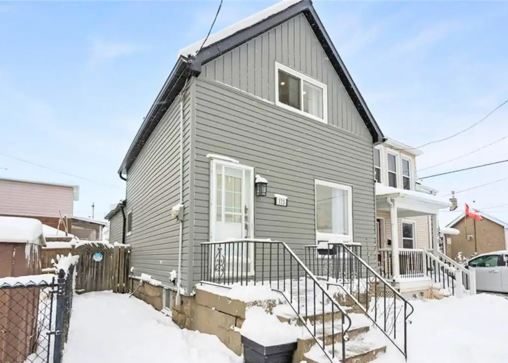 173 London Street N