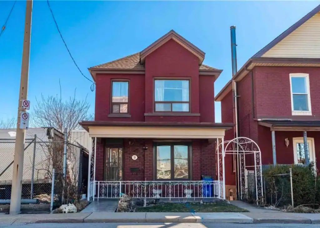 20 Milton Avenue
