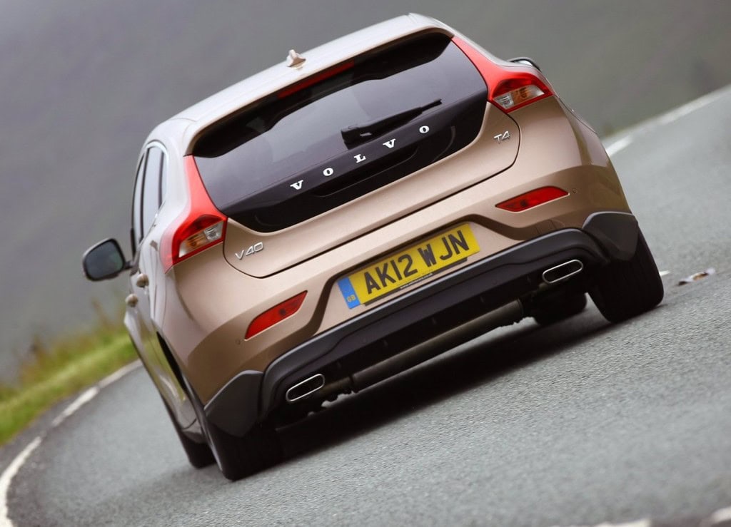 Volvo-V40_2013_week1a