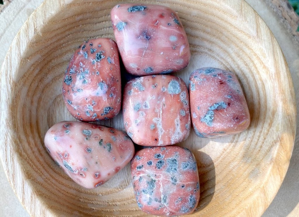 Spiral Crystals UK - Scottish Isla Rose Tumblestone Large