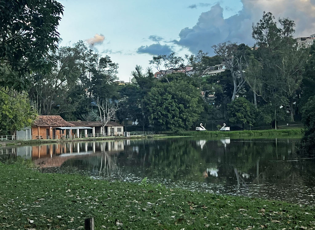 Lago do Parque das Águas de Caxambu