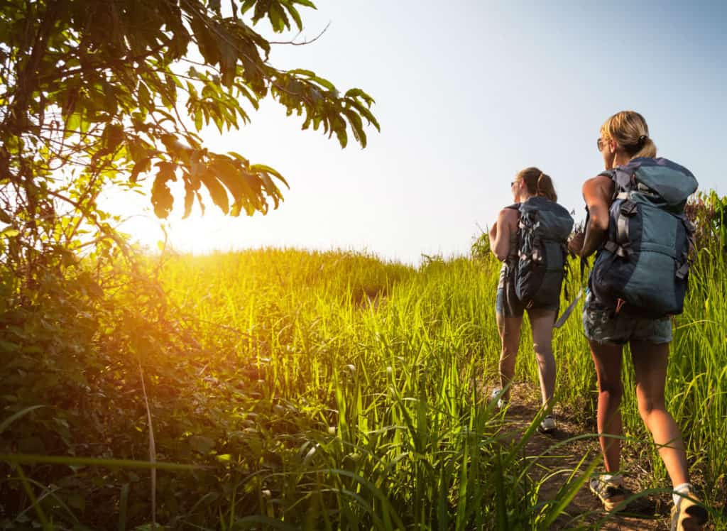 five_points_acupuncture_hiking two women taking a hike