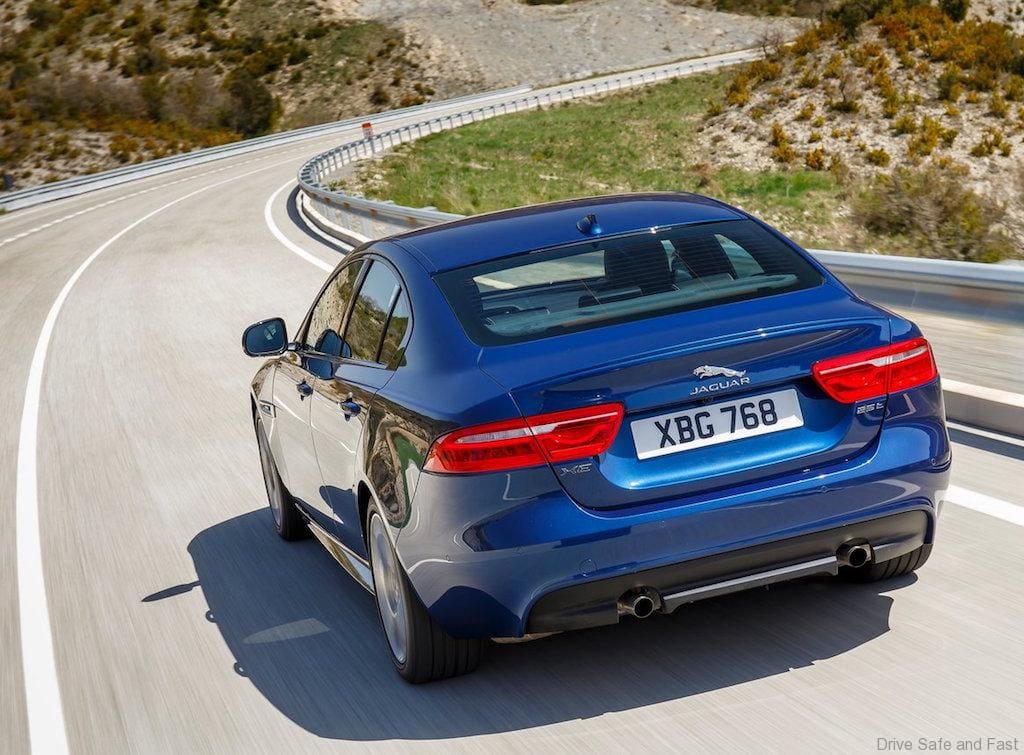 jaguar_xe_6