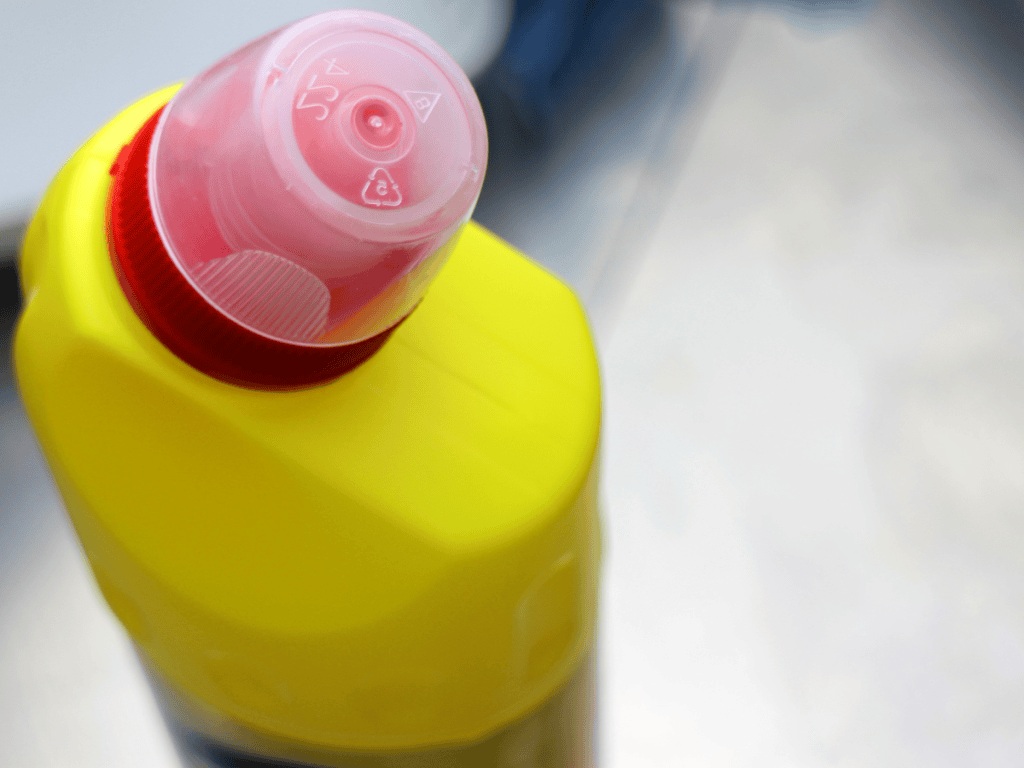 is bleach bad for the environment