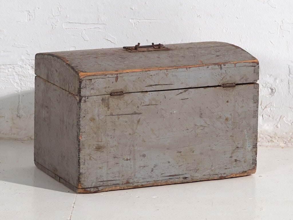 Small antique gray chest (c.1900) #69
