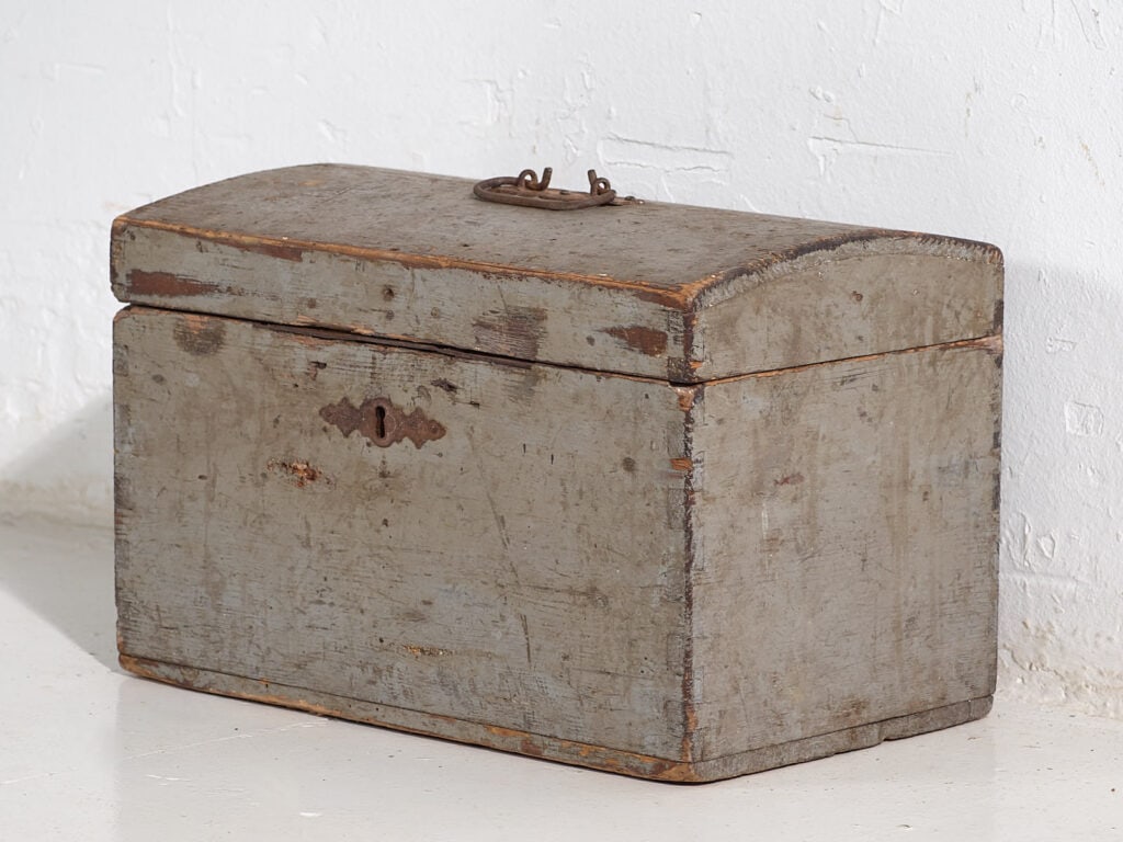 Small antique gray chest (c.1900) #69