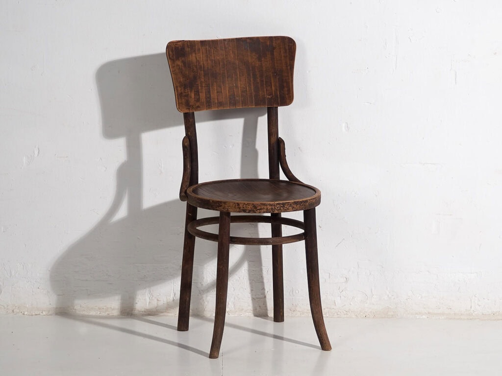 Antiguas sillas de comedor de madera curvada (c.1920). Conjunto de 4 piezas #1