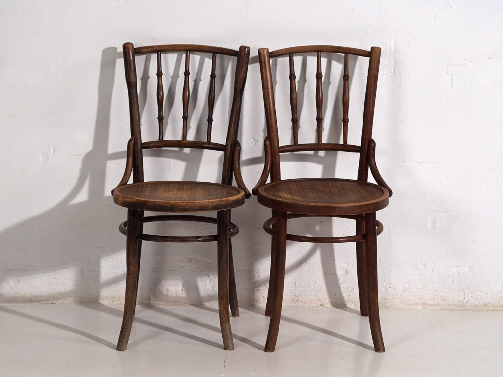 Antique bentwood dining chairs (c.1920). Set of 6 pieces #2