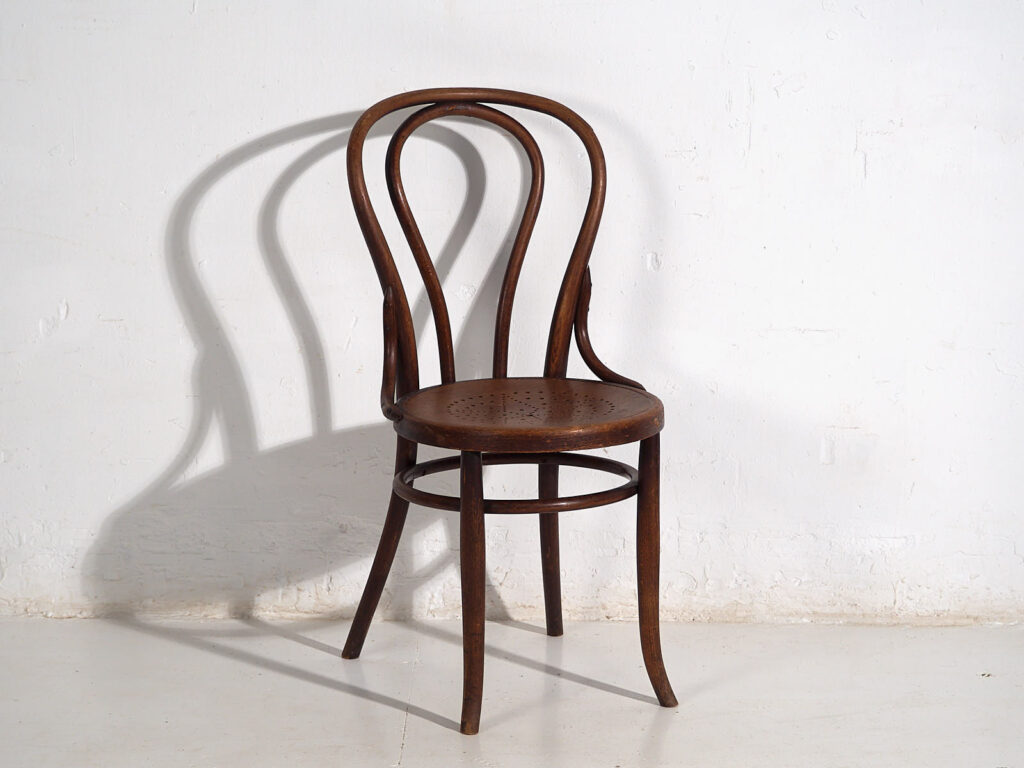 Pair of antique Viennese chairs (c.1920). Set of 2 pieces #2