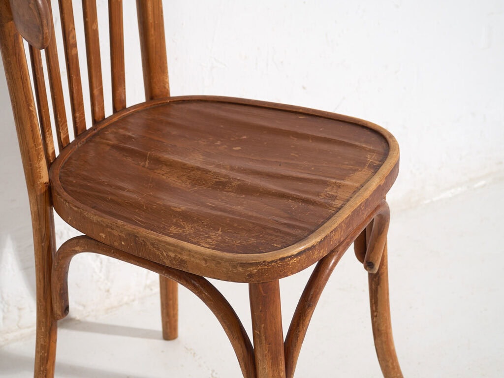 Antique bistro chairs (c.1920). Set of 4 pieces #1